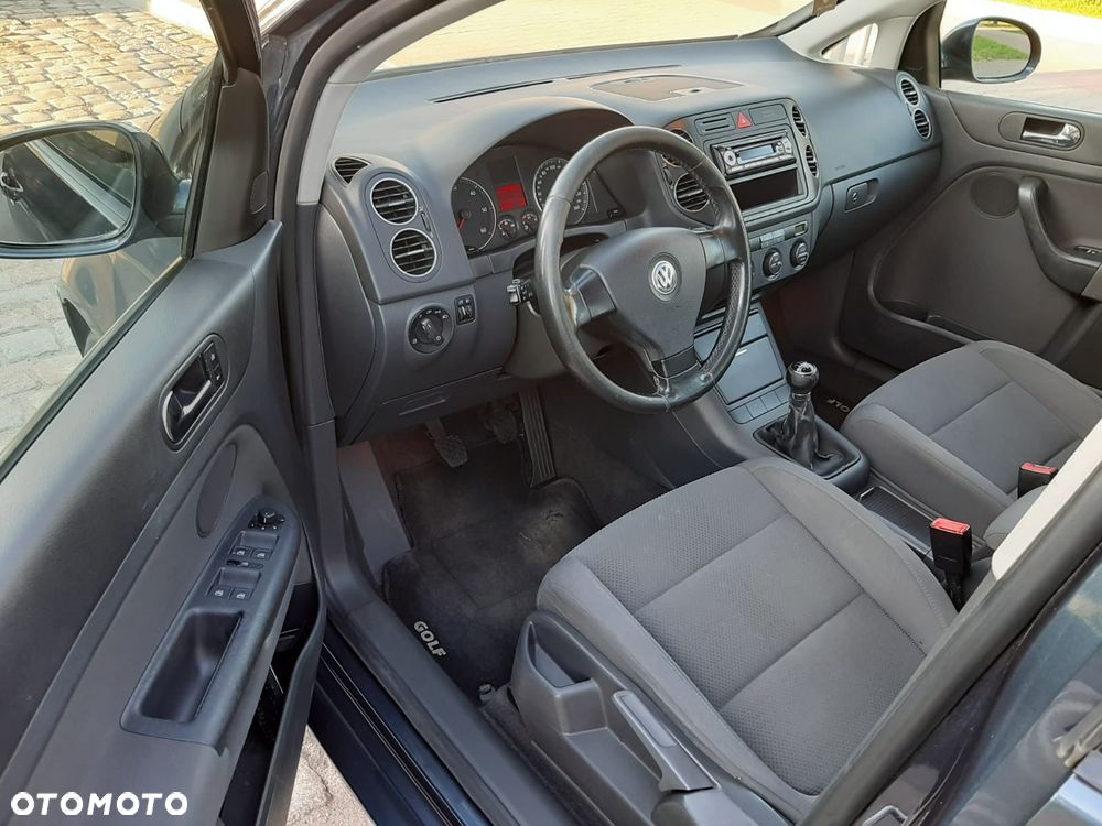 Volkswagen Golf Plus - 13