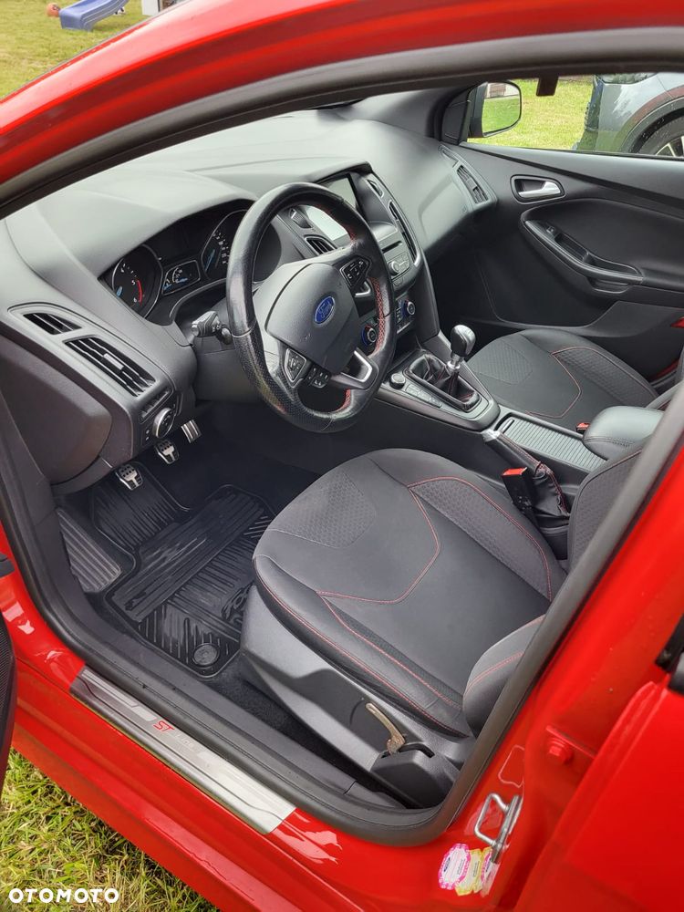 Ford Focus - 5