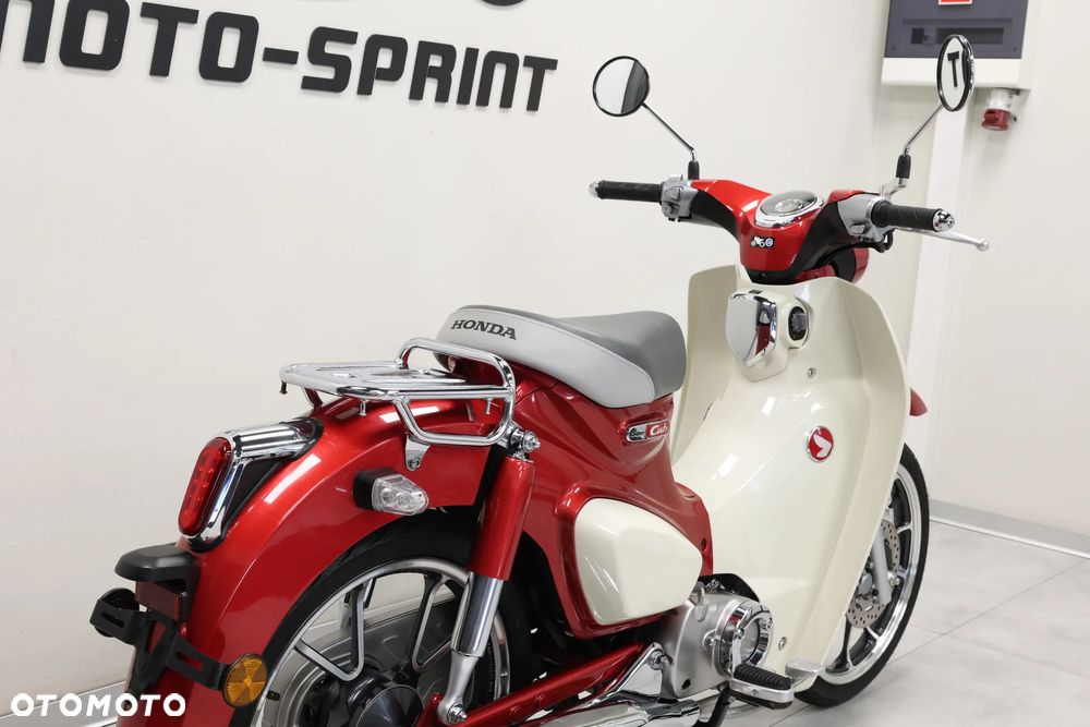 Honda Super Cub - 12