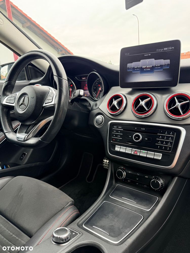 Mercedes-Benz CLA - 6