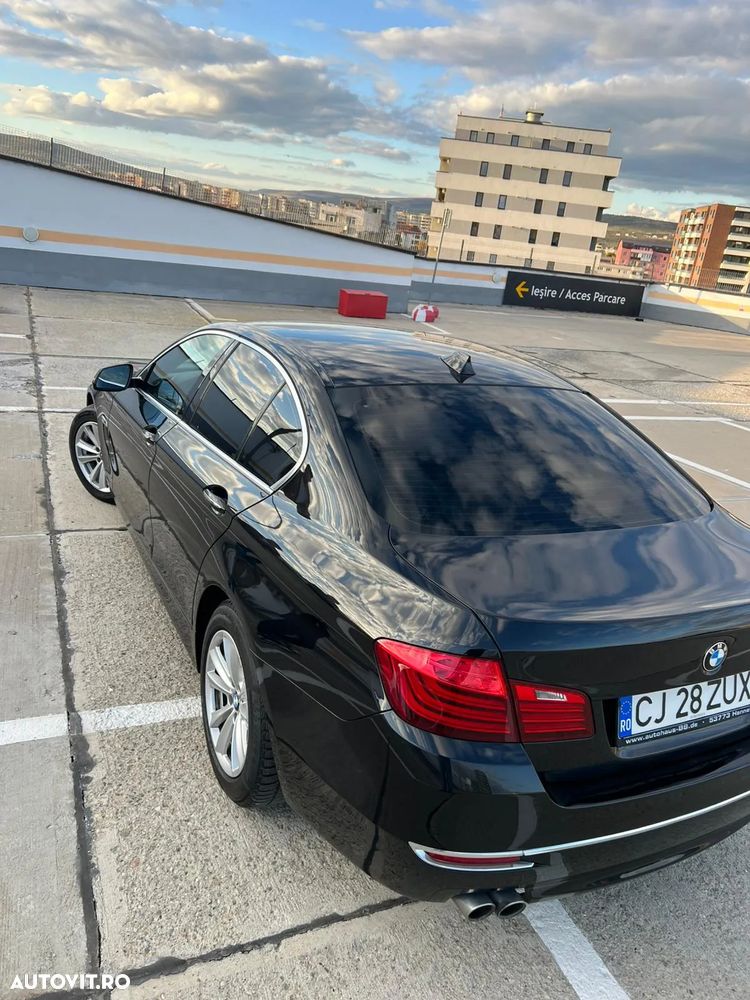 BMW Seria 5 520d AT - 2