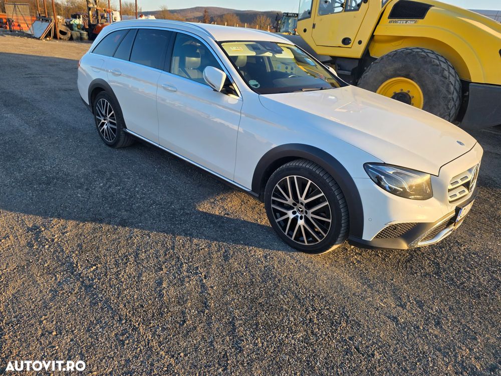 Mercedes-Benz E 220 d 4Matic All-Terrain 9G-TRONIC Avantgarde - 3