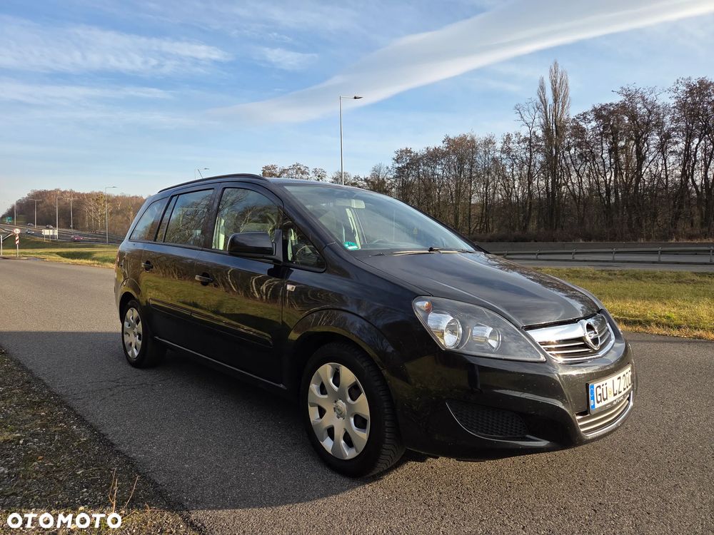 Opel Zafira 1.8 Family - 8