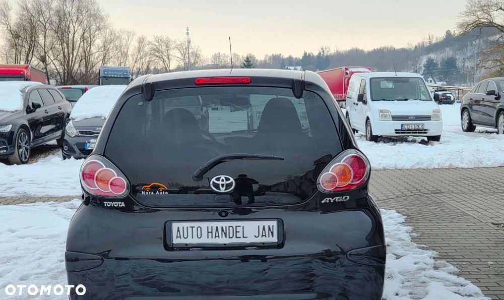 Toyota Aygo - 15