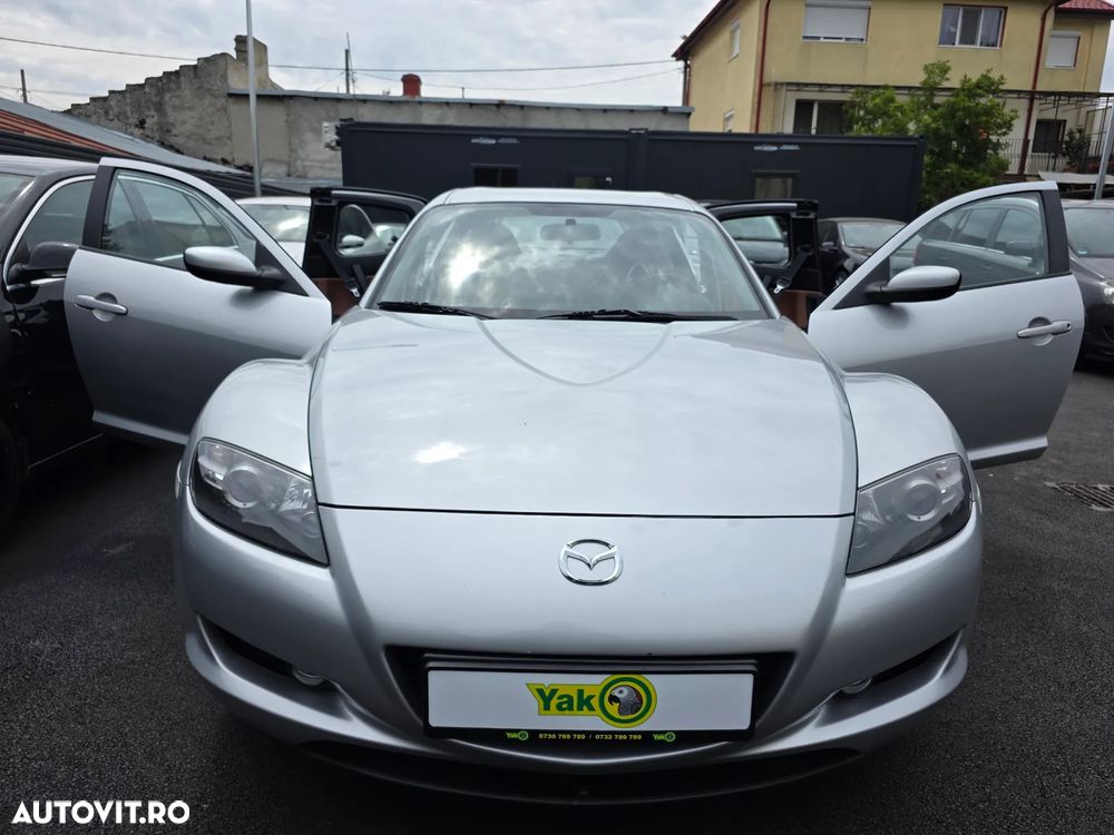 Mazda RX-8 Base - 28