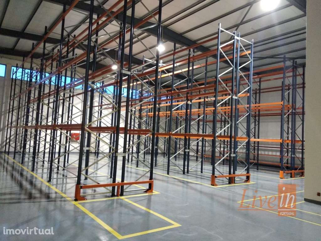 Armazém com 633m2 Situado em São Miguel da Alcainça - Grande imagem: 2/10