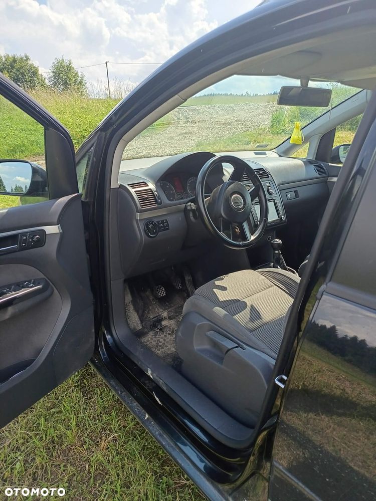 Volkswagen Touran 1.9 TDI Q-Line - 12
