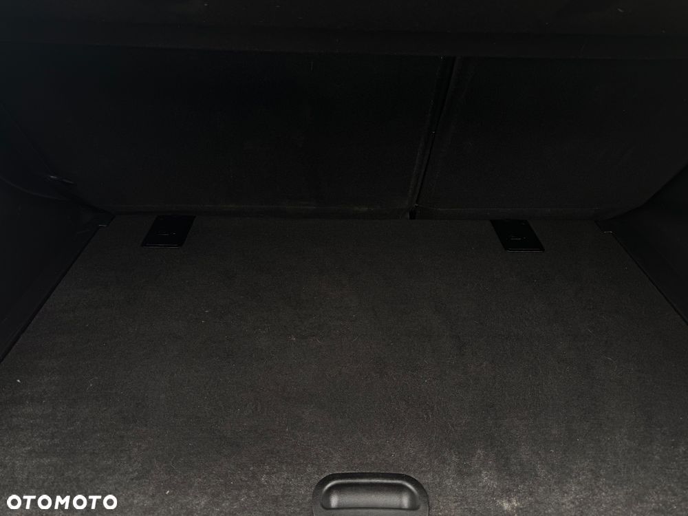 Kia Venga 1.6 L - 7