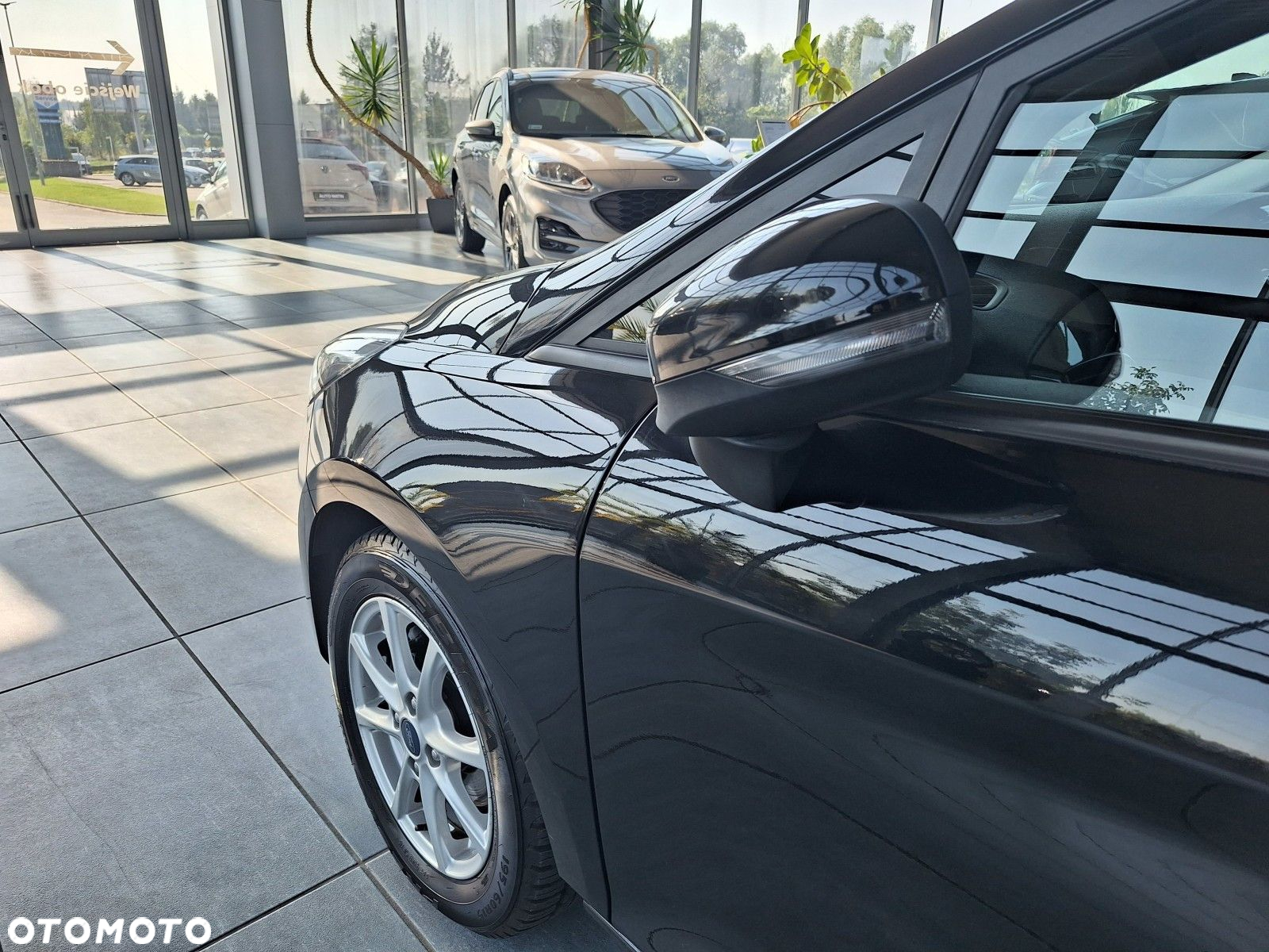 Ford Fiesta 1.0 EcoBoost Trend - 16