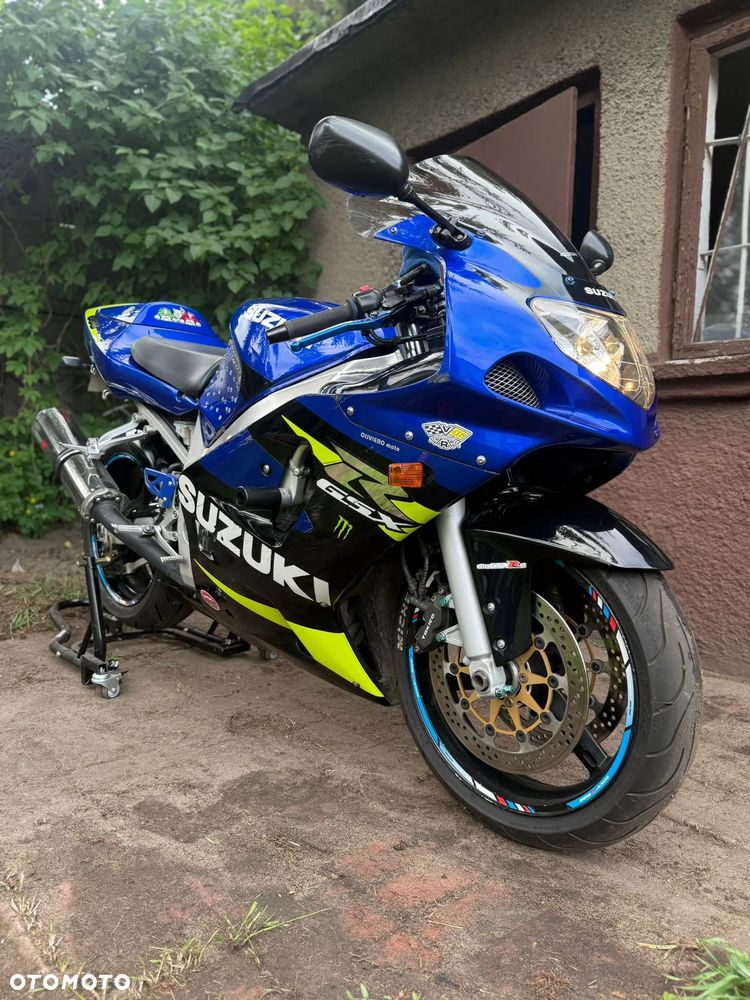 Suzuki GSX-R - 1