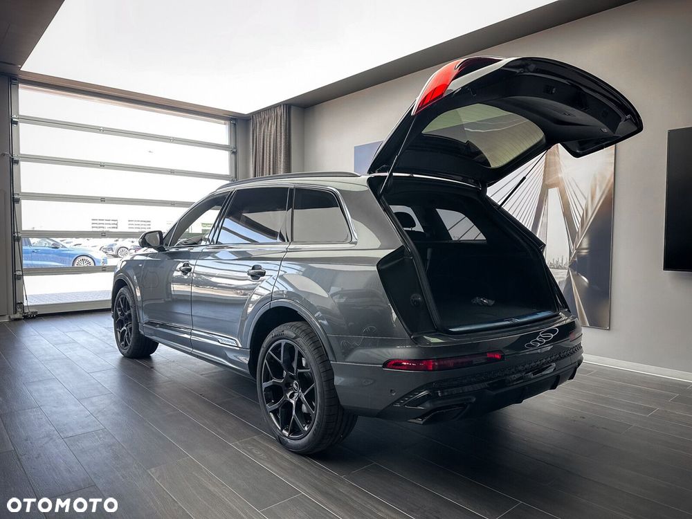 Audi Q7 - 9