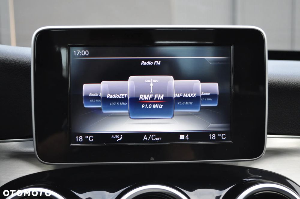 Mercedes-Benz Klasa C 180 7G-TRONIC Avantgarde - 32