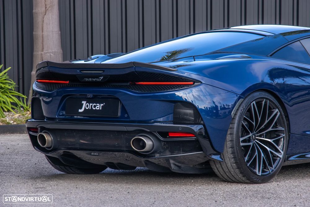 McLaren GT 4.0 Twin-Turbo V8 - 19