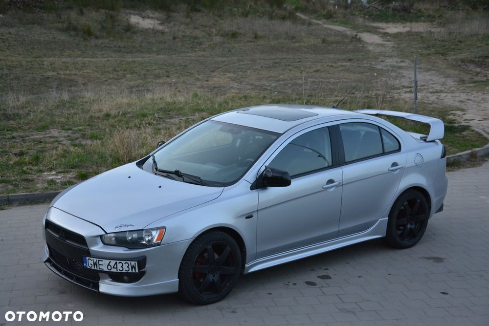 Mitsubishi Lancer - 1