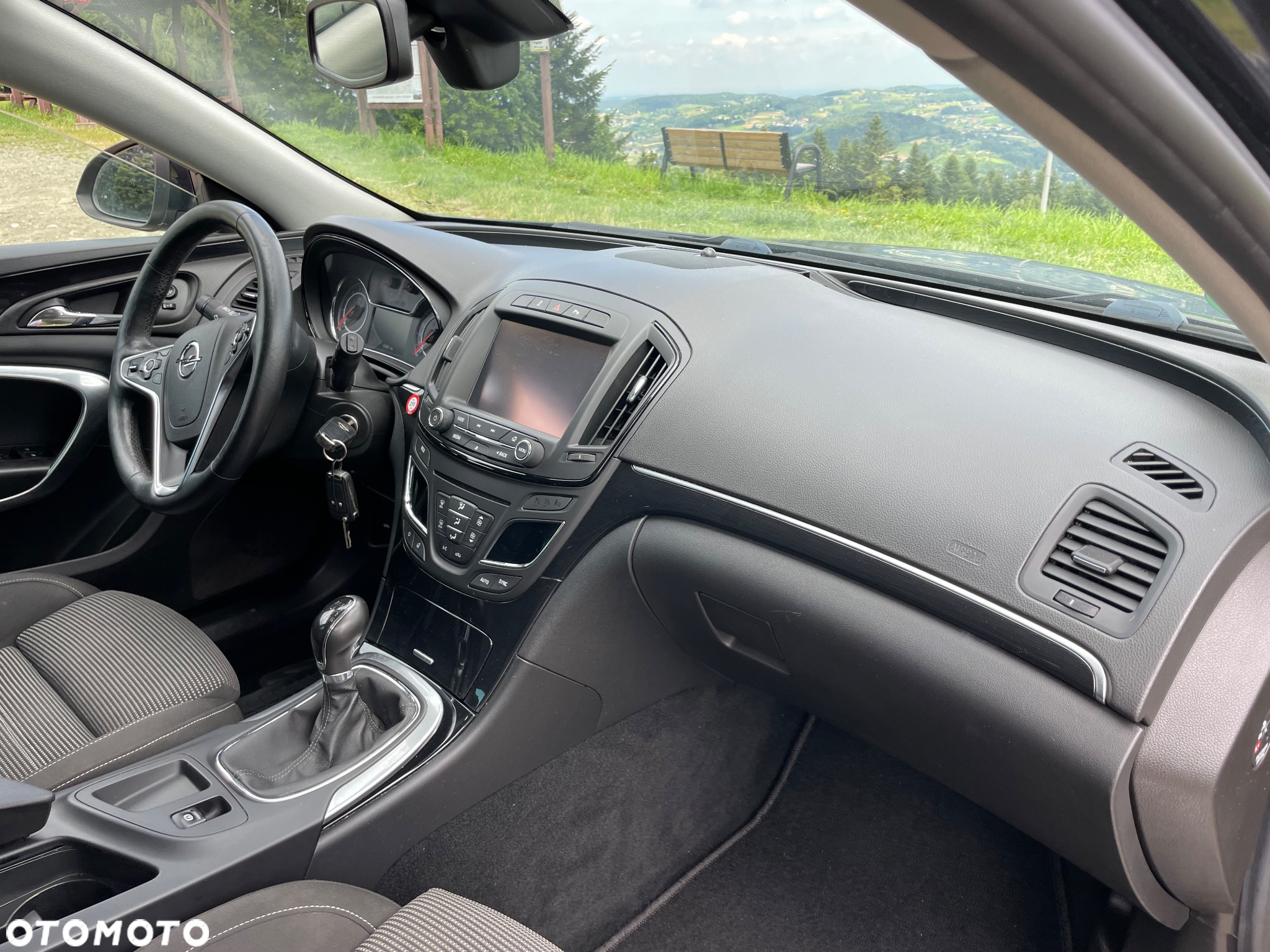 Opel Insignia - 10