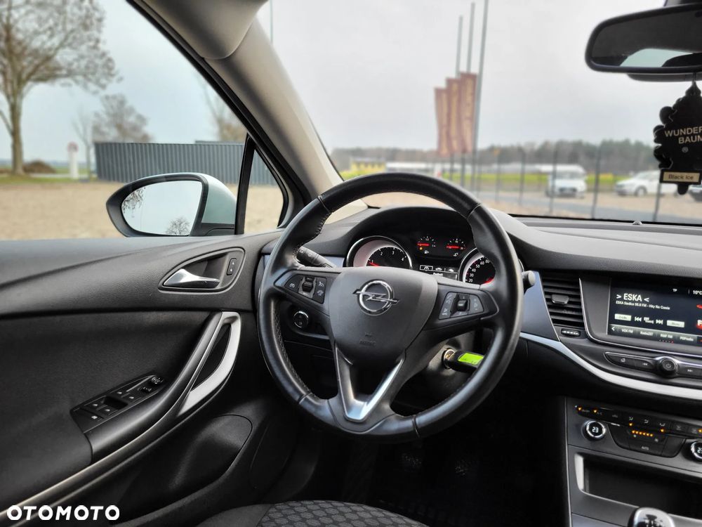 Opel Astra 1.6 CDTI Enjoy S&S - 9