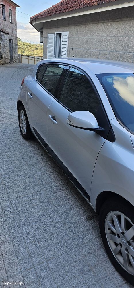 Renault Mégane 1.5 dCi Confort - 4