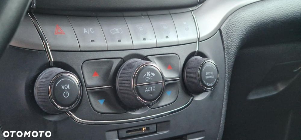 Dodge Journey - 14