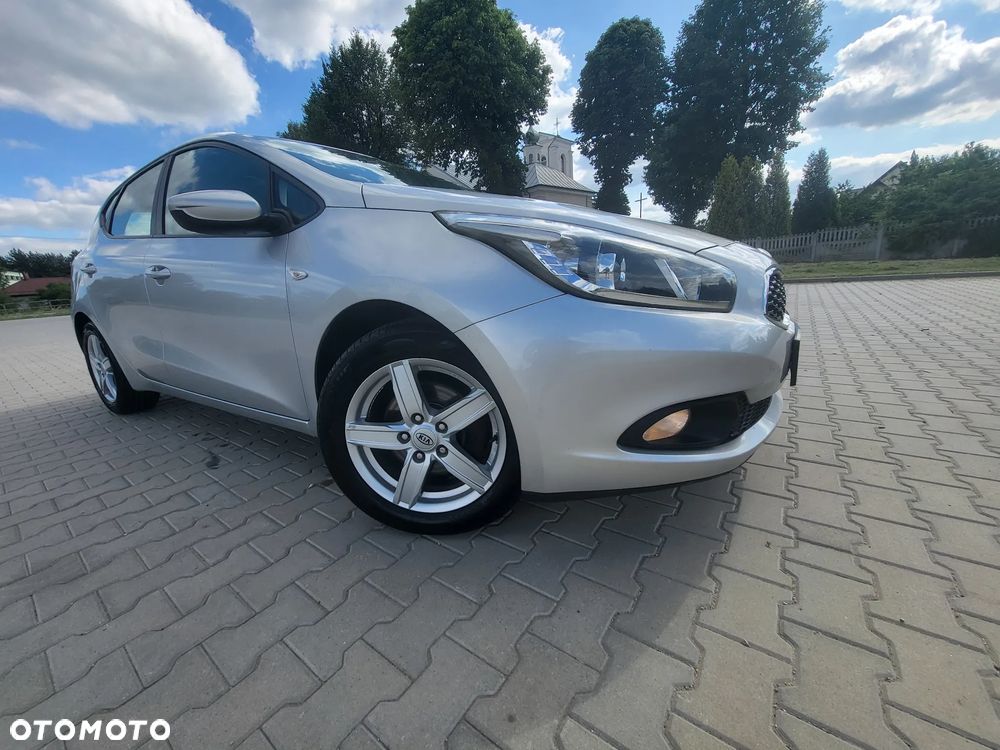 Kia Ceed 1.4 CVVT Attract - 8