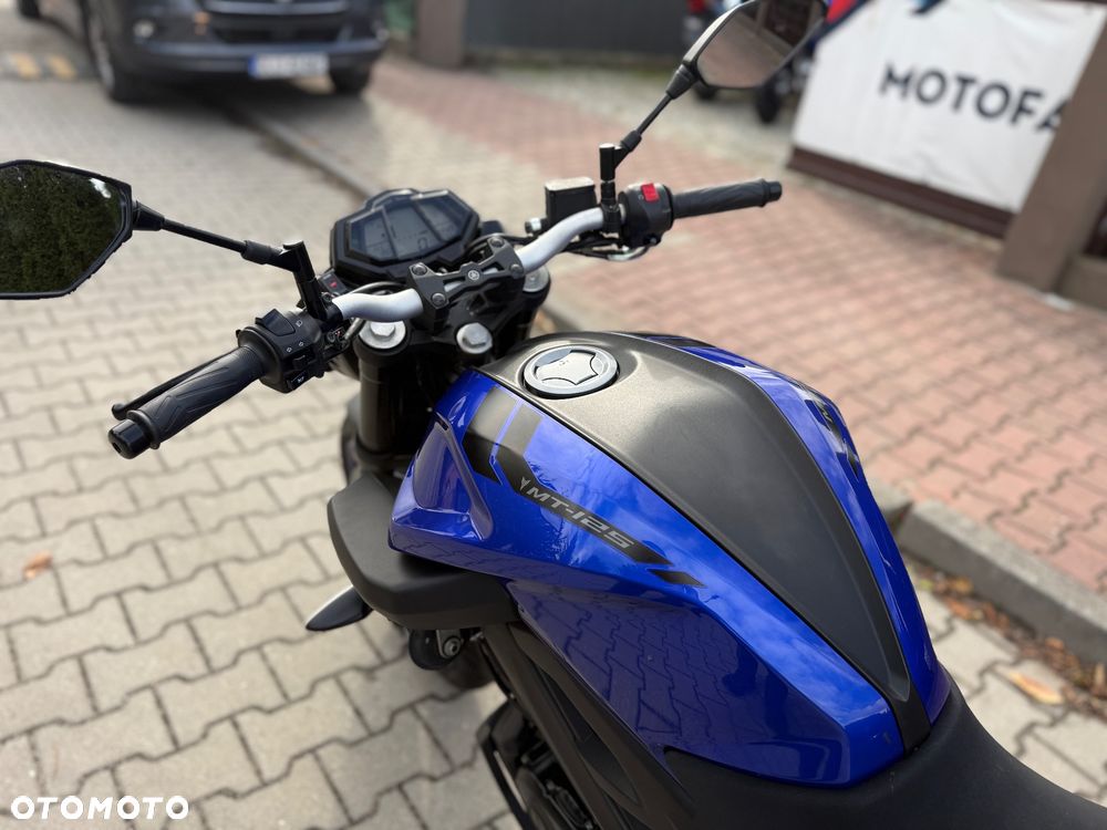 Yamaha MT - 24