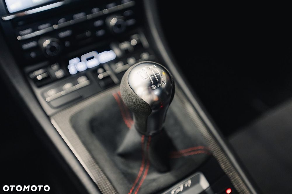 Porsche Cayman GT4 - 23