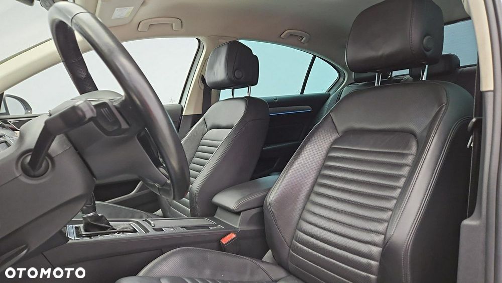 Volkswagen Passat 2.0 TSI BMT Highline DSG - 11