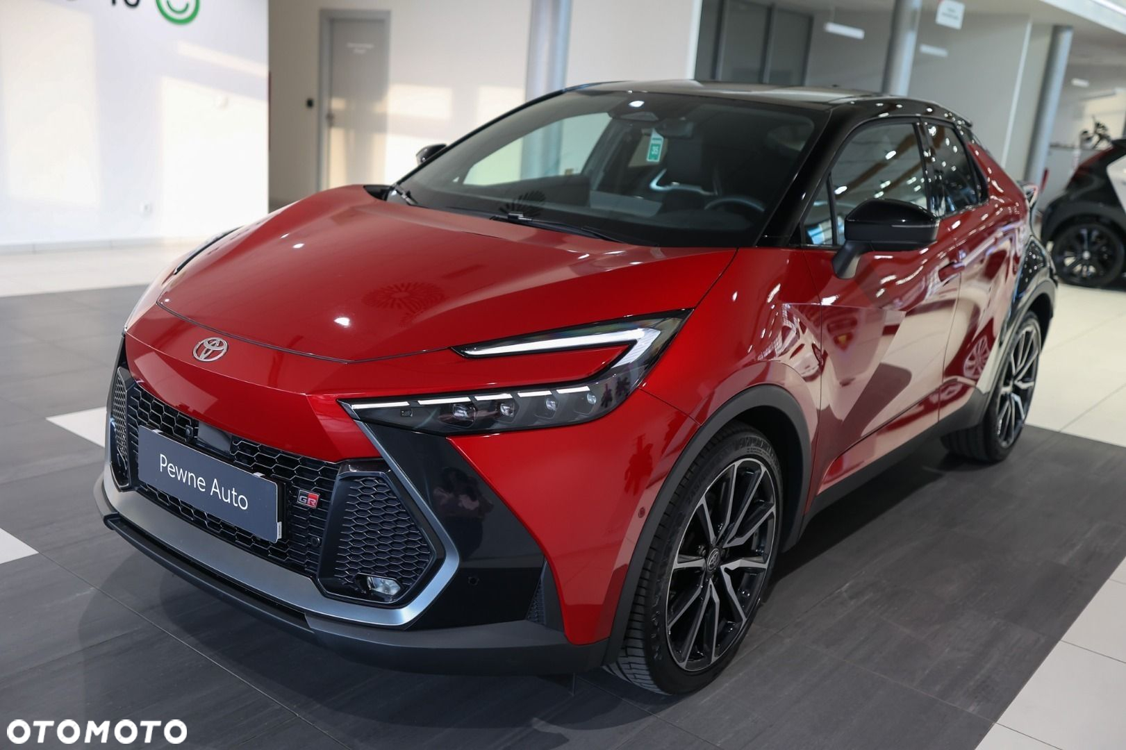 Toyota C-HR - 21