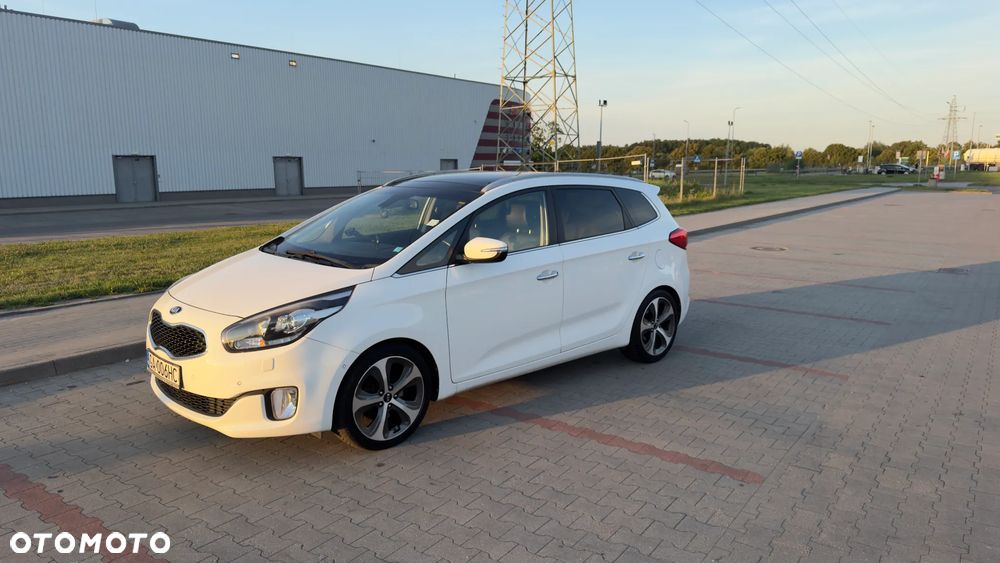 Kia Carens 1.7 CRDi XL 7os - 3