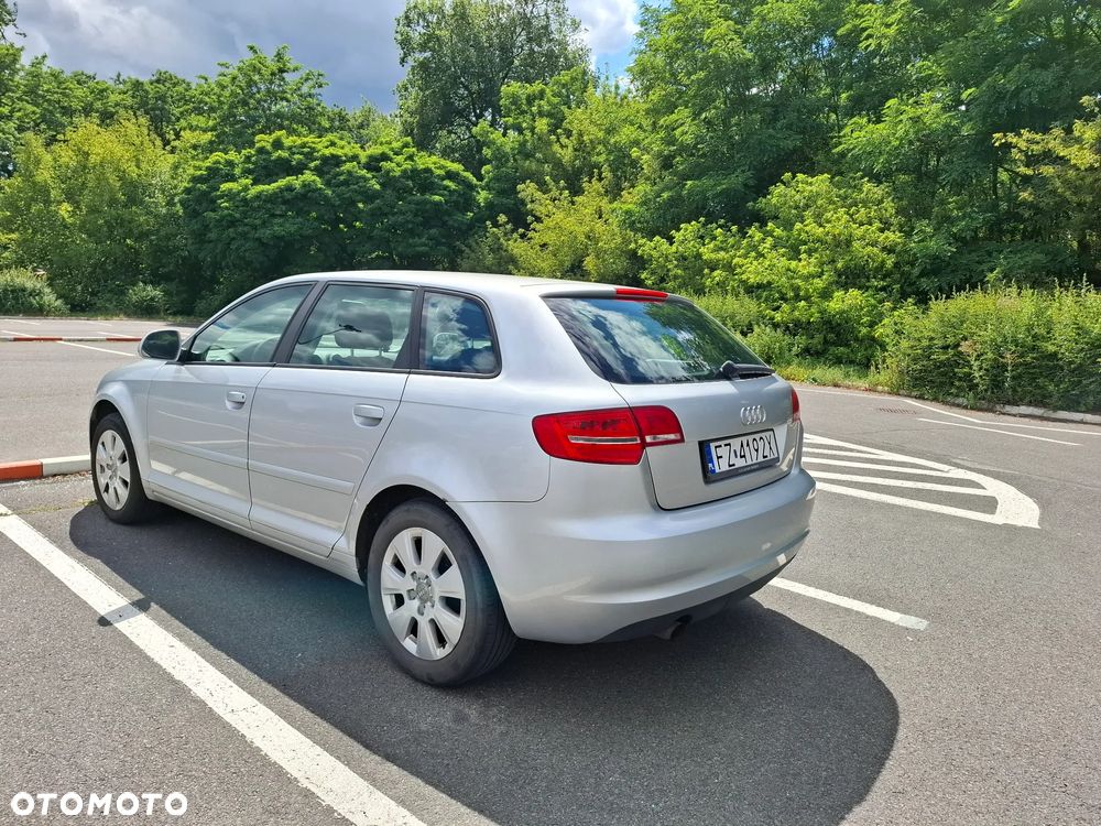 Audi A3 Sportback - 6