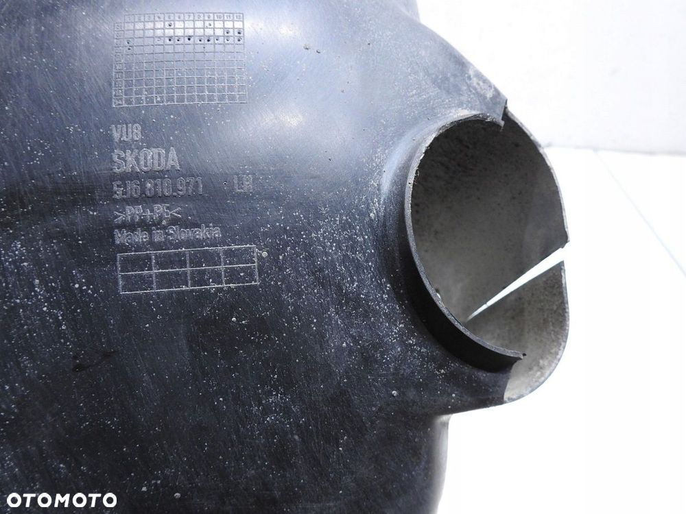 NADKOLE LEWY TYŁ SKODA FABIA II HB - 8