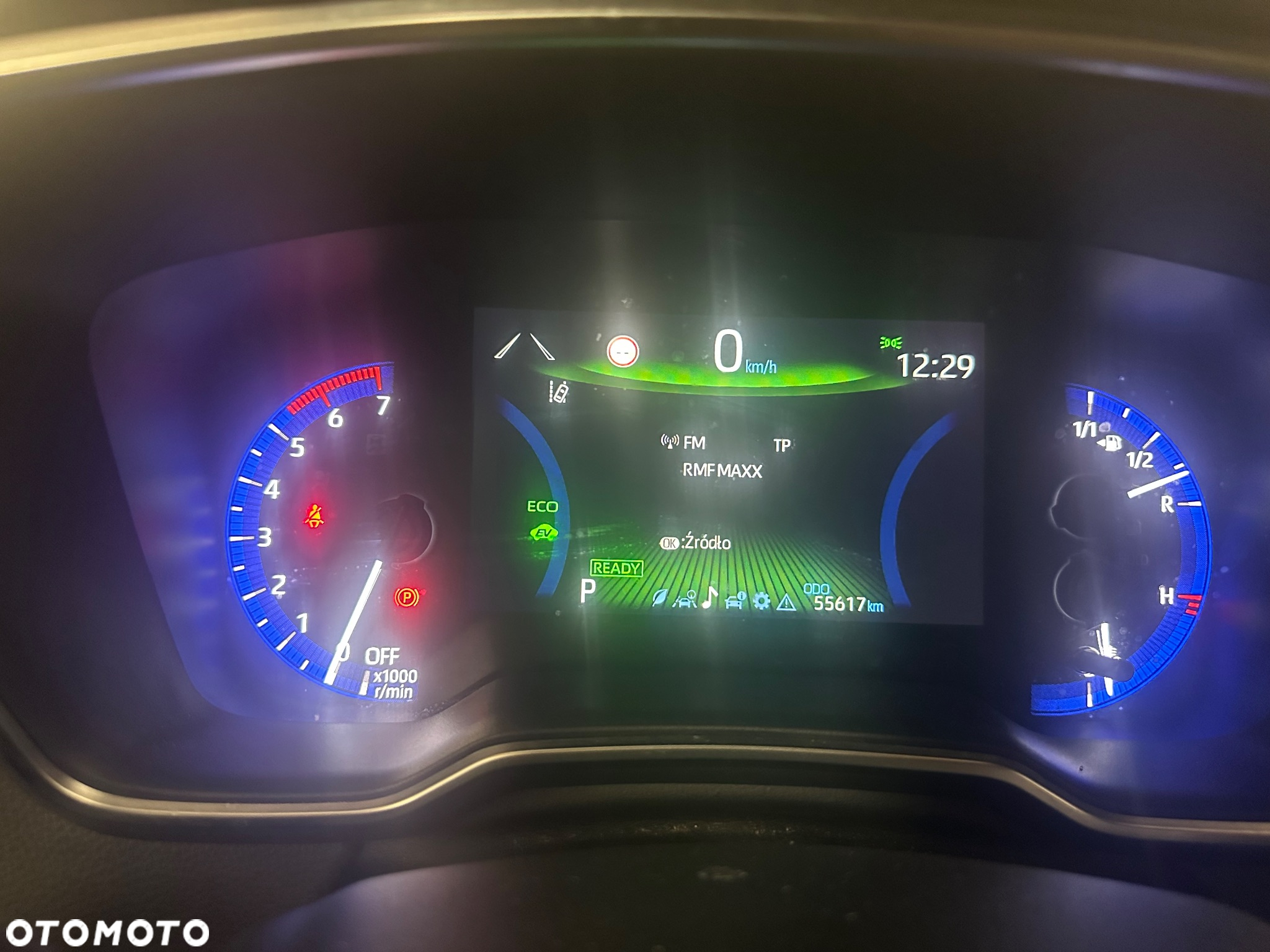 Toyota Corolla 1.8 Hybrid Comfort - 13