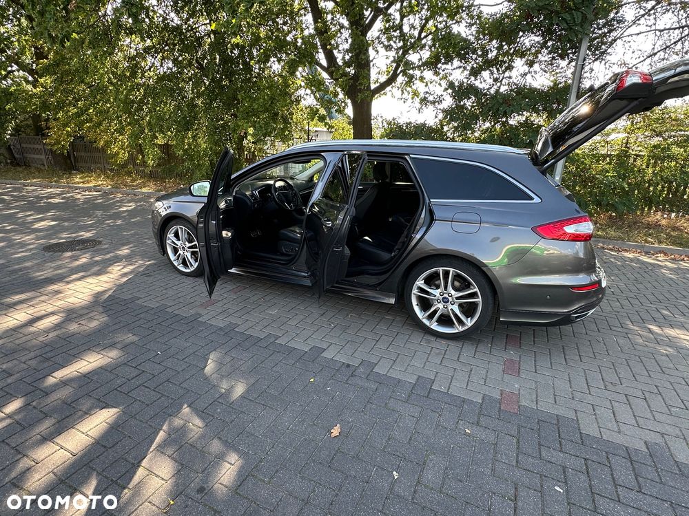 Ford Mondeo 2.0 TDCi Titanium PowerShift - 4