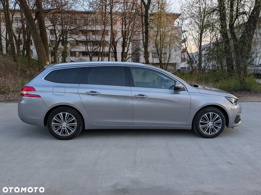 Peugeot 308 BlueHDi 130 EAT8 Stop & Start Allure Pack - 9
