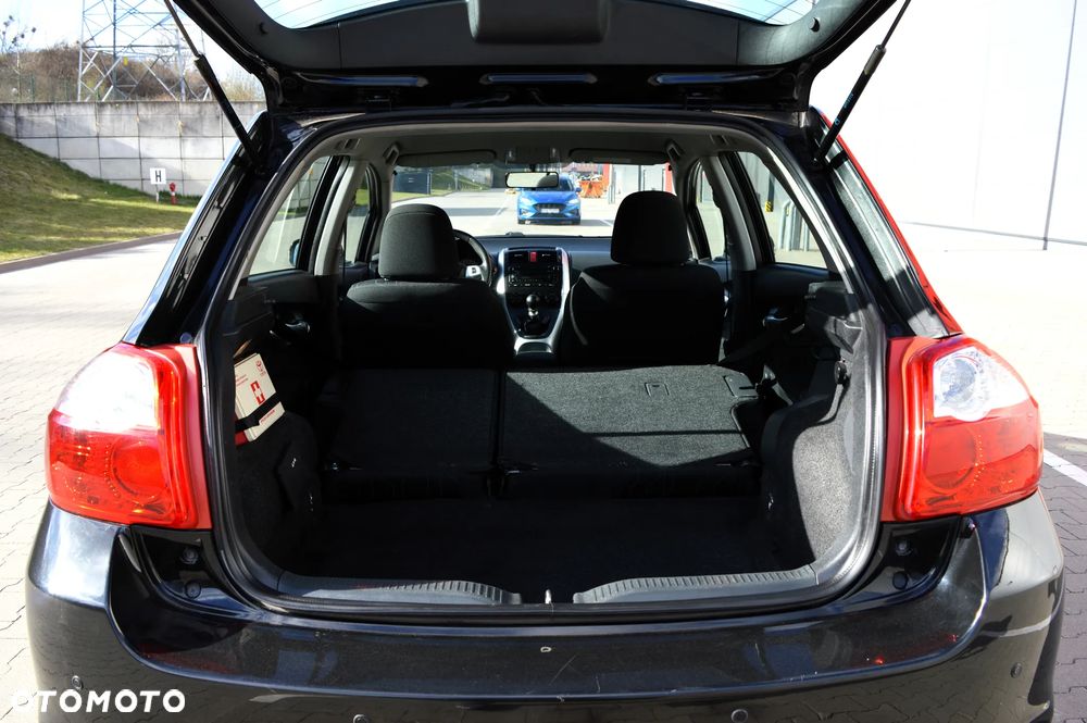 Toyota Auris 1.33 VVT-i Active - 31