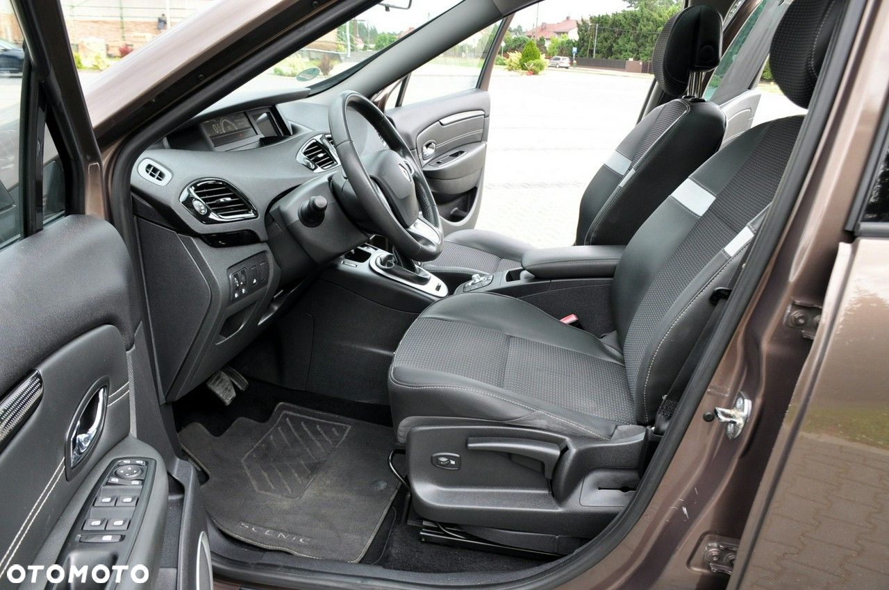 Renault Scenic - 22