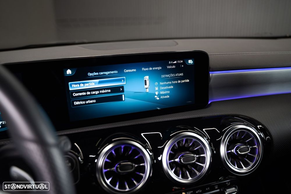 Mercedes-Benz A 250 Limousine e 8G-DCT - 30