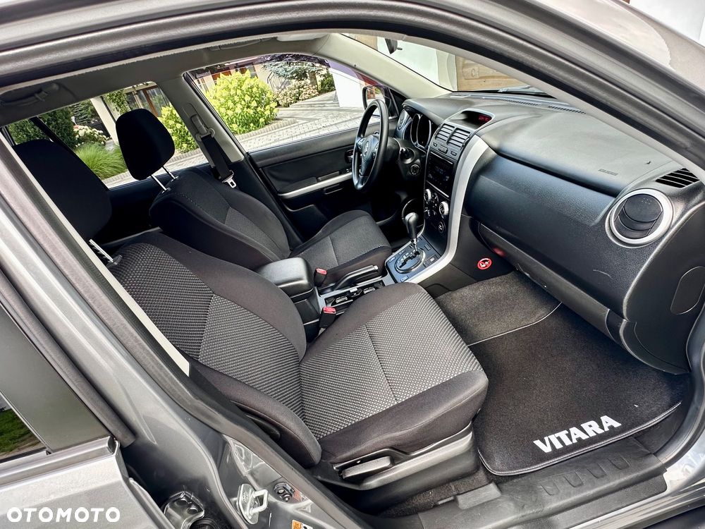 Suzuki Grand Vitara 2.0 Automatik Comfort + Family - 7