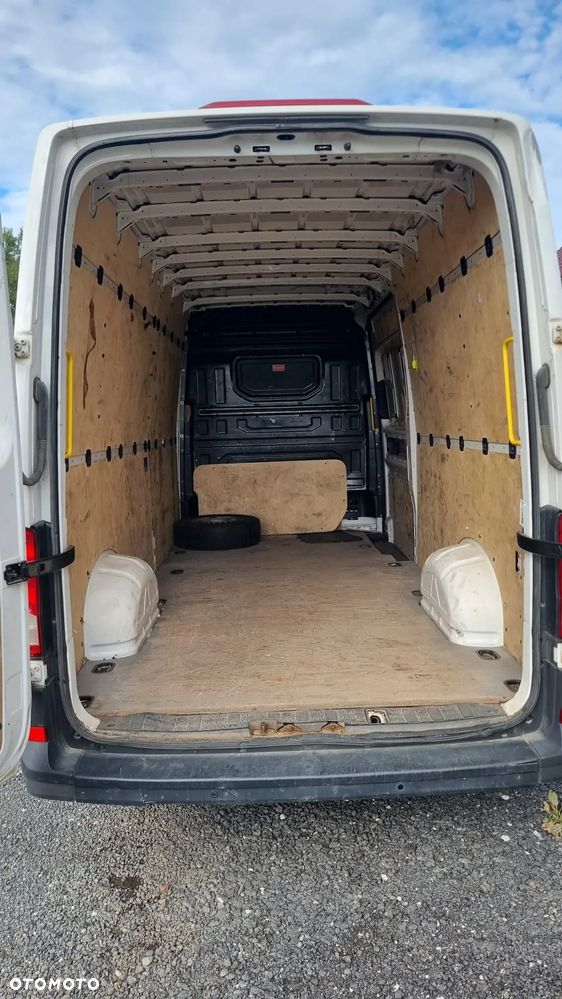 Volkswagen Crafter - 9