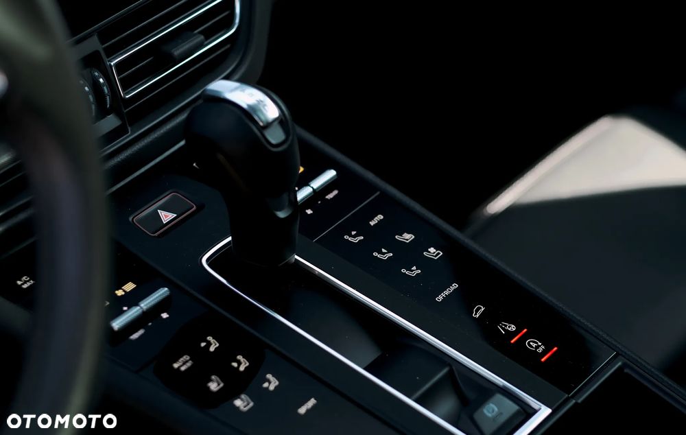 Porsche Macan T PDK - 21