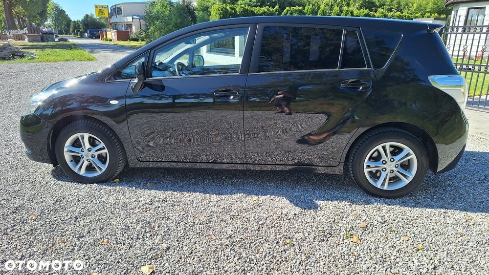 Toyota Verso 1.6 - 6