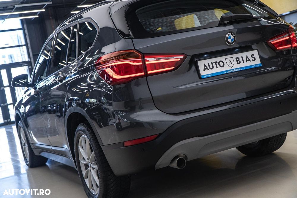 BMW X1 xDrive18d Aut. Sport Line - 32