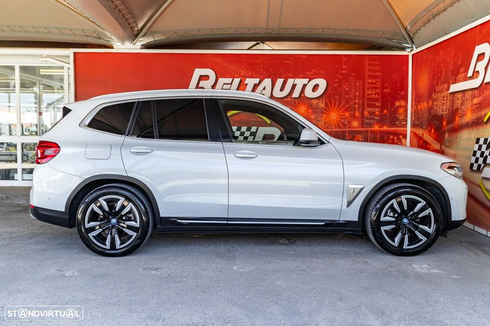 BMW iX3 Inspiring - 4