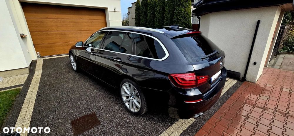 BMW Seria 5 528i xDrive Modern Line - 3