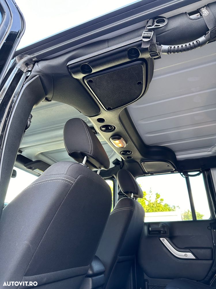 Jeep Wrangler - 20
