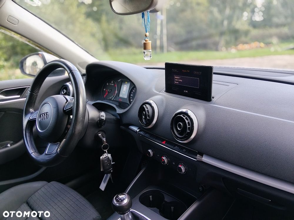 Audi A3 Sportback 1.6 TDI Attraction - 18