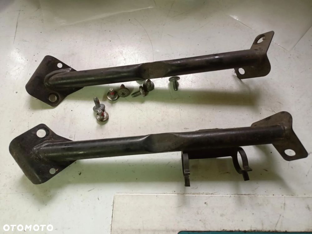 Wspornik lewy prawy rozpórki rozpórka podłużnicy Mini R50 R52 R53 1.6 7123515 7123516