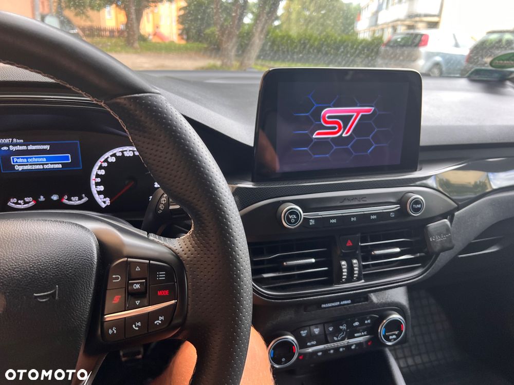 Ford Focus 2.3 EcoBoost ST-3 - 22