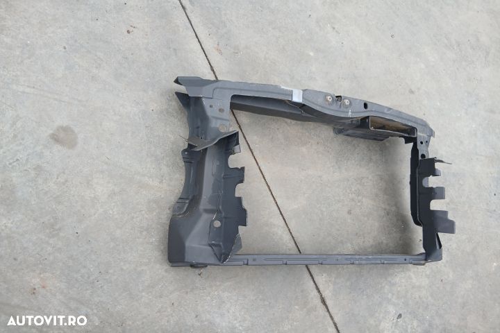 Trager / Calandru 1Z0010409T 1Z0121285F 1Z0010409T 1Z0121285F Skoda O - 3