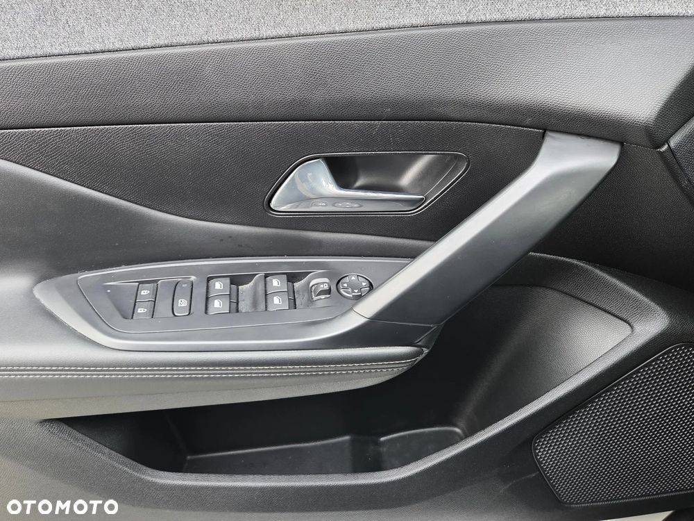 Peugeot 308 1.5 BlueHDi Active S&S - 9
