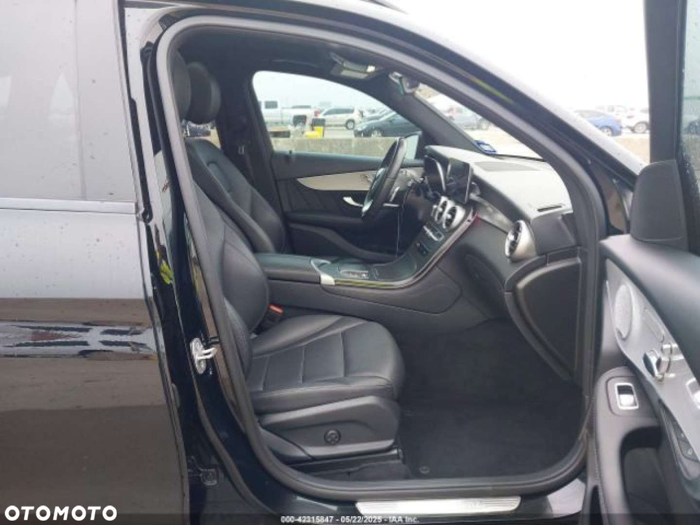 Mercedes-Benz GLC - 9
